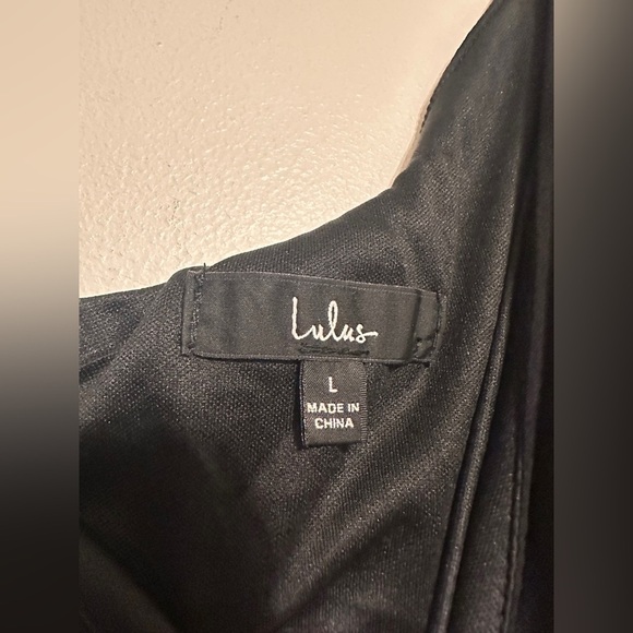 Lulu’s Total Appeal Ruched One-Shoulder Black Bodycon Midi Dress size Large - Picture 5 of 7